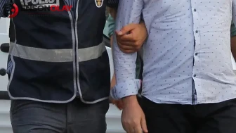 Adana'da dolandırıcılık : 4 zanlı tutuklandı