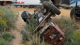 Ödemiş'te tümseğe çarpan traktör devrildi : 16 yaşındaki çocuk ağır yaralandı
