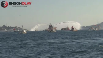 İstanbul Boğazı'nda 15 Temmuz şehitleri için tekne korteji oluşturuldu