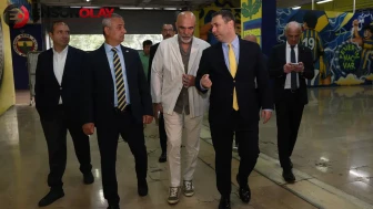 Fenerbahçe yeni golcüsüyle el sıkıştı : 25 milyon Euro'ya transfer bitti