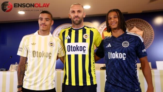 Fenerbahçe, transfer ettiği yeni oyuncular için imza günü düzenledi