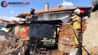 Manisa Kula'da korkutan yangın : Bahçedeki fırın küle döndü