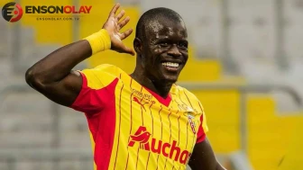 Fenerbahçe'nin gündemini meşgul eden Malang Sarr, yeni takımıyla resmi sözleşmeye imza attı: Transferleri video ile duyurdular