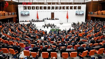 Meclis'te Bu Hafta Neler Olacak? Çerçeve Yasası Görüşülüyor, Öğrenci Affı Masada!