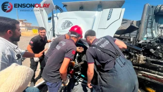 Şanlıurfa'da kaza : Tır, park halindeki kamyona çarptı
