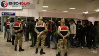 Çanakkale’de göçmen kaçakçılığı operasyonu : 37 düzensiz göçmen yakalandı