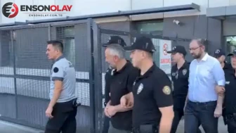 Üsküdar Belediyesi'nde yürütülen soruşturmada şüpheliler sağlık kontrolünden geçirildi