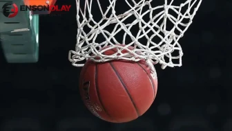 Türkiye U18 Erkek Basketbol Milli Takımı çeyrek finalde ! Avusturya'yı farklı geçti