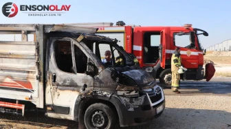 Karaman'da yangın : Kamyonet kullanılamaz hale geldi