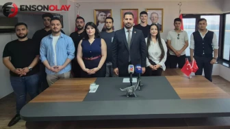 CHP'li gençlerin dinozorlu eleştirisi: İktidarın sözcülüğünü yapmak butlancı zihniyet'e hizmet etmek!