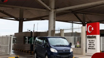 Gurbetçilerin yabancı plakalı araç kullanımına ilişkin yeni düzenleme hayata geçirildi, kullanım koşulları yeniden şekillendirildi!