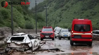 Çin'in Gansu eyaletinde sel felaketi : Arama kurtarma çalışmaları sürüyor