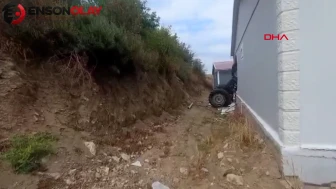 Park halindeyken hareket eden traktör evin duvarına girdi: Bir çocuk yaralandı