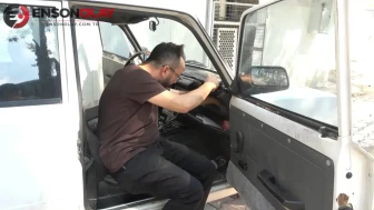 Isparta'da muhtara gözdağı : Aracının kabloları kesildi, koltuğuna bıçak bırakıldı