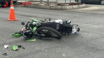 Burdur'da otomobille çarpışan motosikletin sürücüsü hastanede hayatını kaybetti