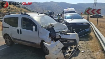 Adıyaman'da hafif ticari araç ile otomobil çarpıştı : 1 yaralı