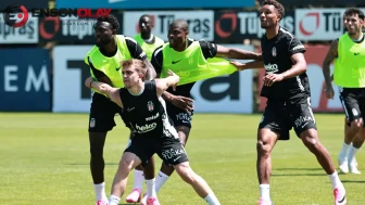 Beşiktaş'ta Hradec Kralove maçı kamp kadrosu açıklandı
