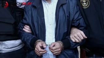 Şanlıurfa'da polis aracına bıçakla saldıran zanlı tutuklandı