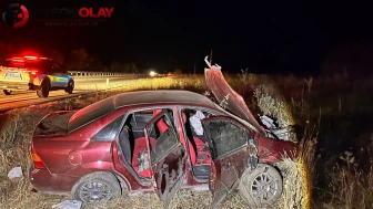 Manisa Kula'da Meydana Gelen Trafik Kazasında Otomobil Şarampole Uçtu, 2 Kişi Ağır Yaralandı!