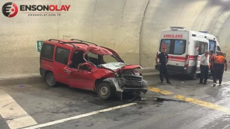 Artvin Cankurtaran Tüneli'nde kaza : Baba ile oğlu yaralandı