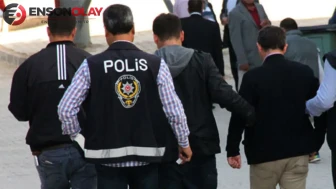 Edirne'de polis tarafından durdurulan iki araçta 9 düzensiz göçmen ele geçirildi