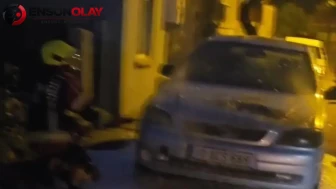 Balıkesir Sındırgı'da otomobil alev alev yandı