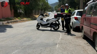 Menteşe'de yola aniden fırlayan çocuğa motosiklet çarptı : 1 yaralı