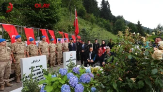 Eren Bülbül, şehadetinin yıl dönümünde kabri başında dualarla anıldı.