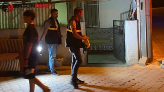 Denizli Pamukkale’de ev tüfekle kurşunlandı : Küçük çocuk elinden yaralandı