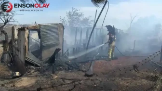 Tuzla'da korkutan yangın ! Otluk alanda başlayan alevler eve sıçradı