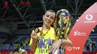 Fenerbahçe Kadın Voleybol Takımı'nın direktörü Pelin Çelik oldu