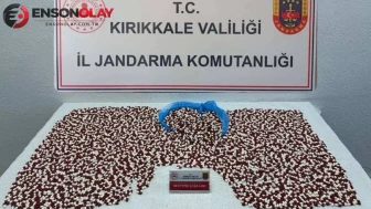 Kırıkkale’de uyuşturucu operasyonu : 4 bin 581 sentetik ecza hapı ele geçirildi