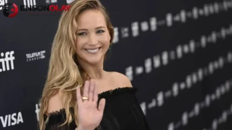 Jennifer Lawrence sosyal medyaya geri dönüyor