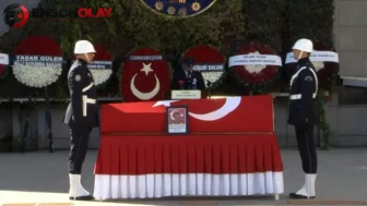 Esenyurt'ta denetim sırasında şehit olan polis memuru Mehmet Ali Topatan için tören düzenlendi