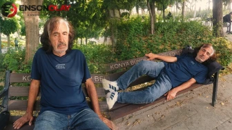 Evlilik tuzağına düşen emekli öğretmen 10 aydır parklarda yatıyor