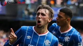 Old Firm derbisi: Rangers 3-0 Celtic