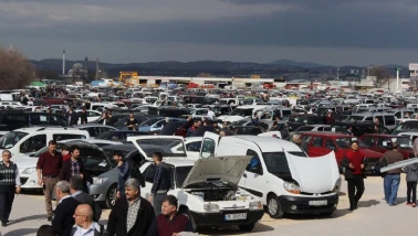 Yatırımlık ikinci el otomobillerin listesi! Paranızın değerini koruyan modeller... Piyasada kapış kapış gidecek!
