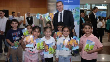 İş Bankası'nın efsane "karneni göster kitabını al" kampanyası başladı