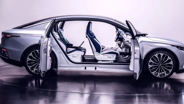 CES'te tanıtılan TOGG Sedan modelinin fiyatı netleşti!