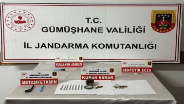 Kocaeli’den Gümüşhane’ye uyuşturucu taşıyan şahıs yakalandı