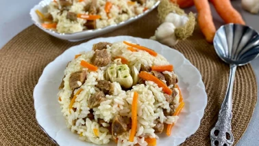 Viral bir fenomen haline gelen lezzet: Anadolu'nun eşsiz tarifi! Özbek pilavının yapılanması...