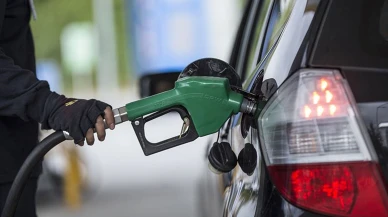3 Mart'ta Benzine İndirim Beklenirken Motorin Fiyatı Sabit Kalacak mı?