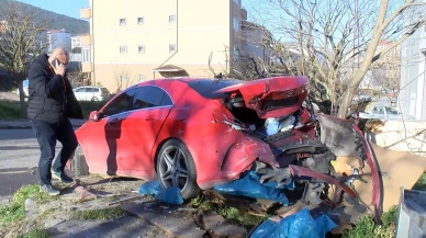 Ataşehir'de trafik kazası: 2 yaralı