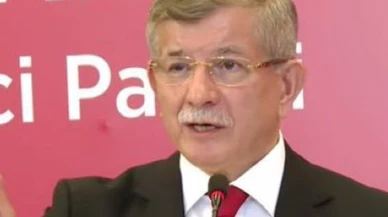 Ahmet Davutoğlu'nun bu fotoğrafı sosyal medyada gündem oldu