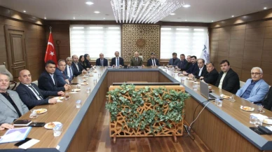 Akkuş Belediye Başkanı ve beraberindeki heyet, Ordu Büyükşehir Belediyesi'ni ziyaret etti