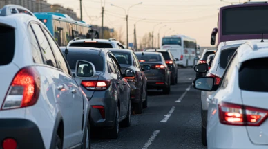 İstanbul'da deprem ardından trafik akışı zorlaştı