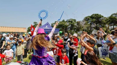 İzmir Kültürpark’ı 23 Nisan neşesi sardı!