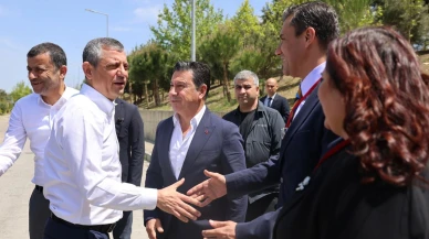 Egeli 4 Büyükşehir Belediye Başkanı Silivri’de İmamoğlu’nu ziyaret etti