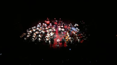 'Her Çocuğa Sanat Projesi' meyvelerini verdi: Dezavantajlı bölgelerden seçilen 100 çocuktan büyülü bir orkestra konseri...