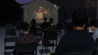 İzmir'de Mahalle Kültürüyle Büyüyen DAFF, Sinemaseverleri Buluşturuyor!